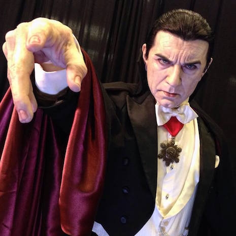 Bela Lugosi life-sized sculpture by Mike Hill