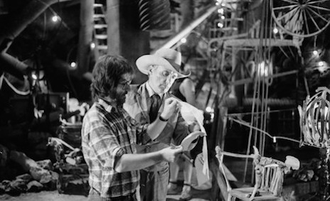 Dennis Hopper and Tobe Hooper on the set of The Texas Chainsaw Massacre 2