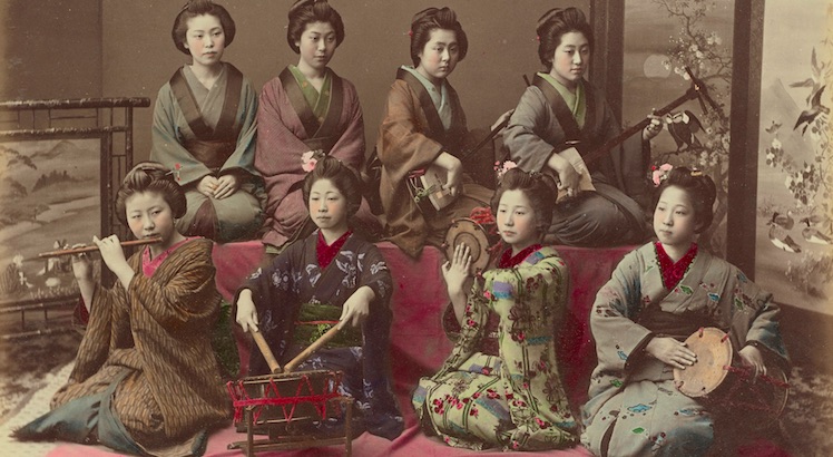 Beautiful hand-colored photographs of Japanese women in the late 19th-century