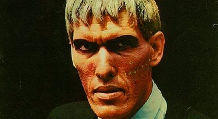 Lurch from ‘The Addams Family’ sings ‘Do the Lurch’