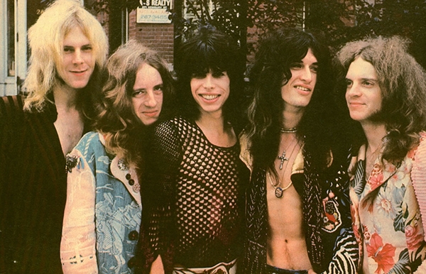 This is not a ‘shreds’: Aerosmith’s drug-fueled 1977 trainwreck
