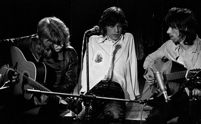 ‘Dead Flowers’: Watch the Rolling Stones get their country honk out at the Marquee Club, 1971