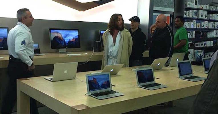‘Jesus’ arrested for refusing to leave Apple Store