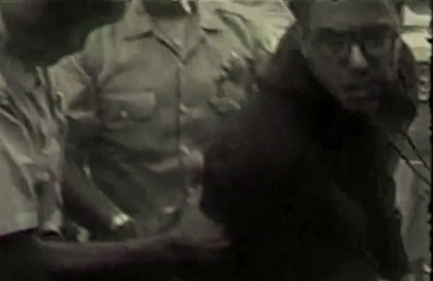 Is this footage of a 21-year-old Bernie Sanders getting arrested in 1963?