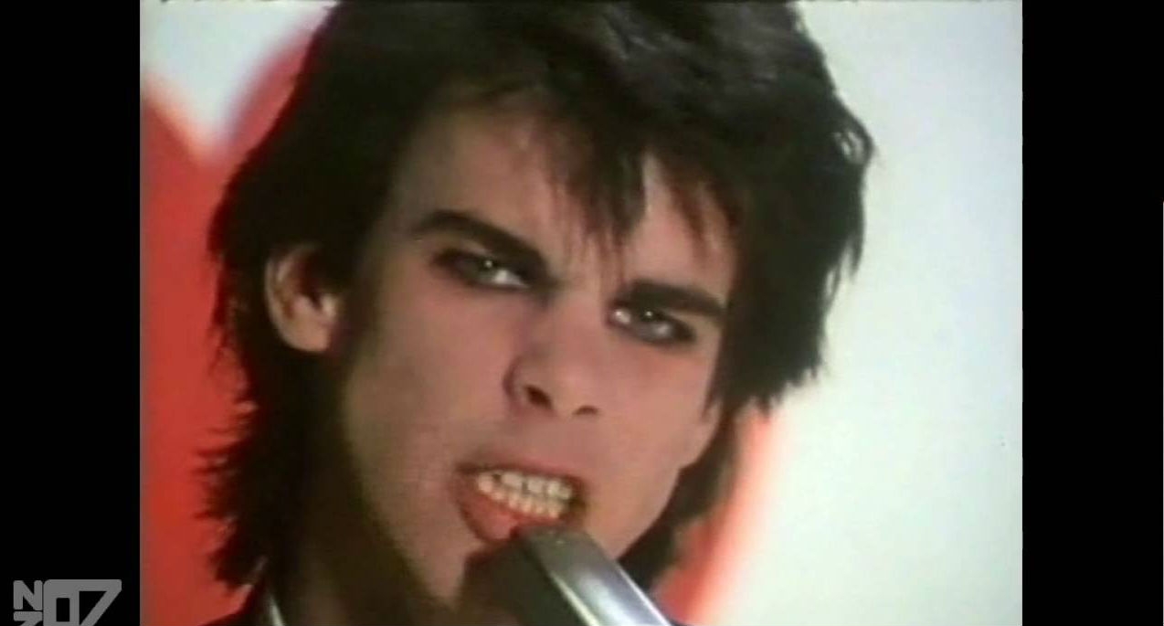 Baby face Nick Cave sings ‘These Boots Are Made For Walkin’’ (1978)