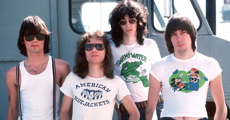 You too can own a promotional Ramones ‘switchblade’ from 1977!