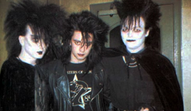 80s goths spied dancing in their natural habitats | Dangerous Minds