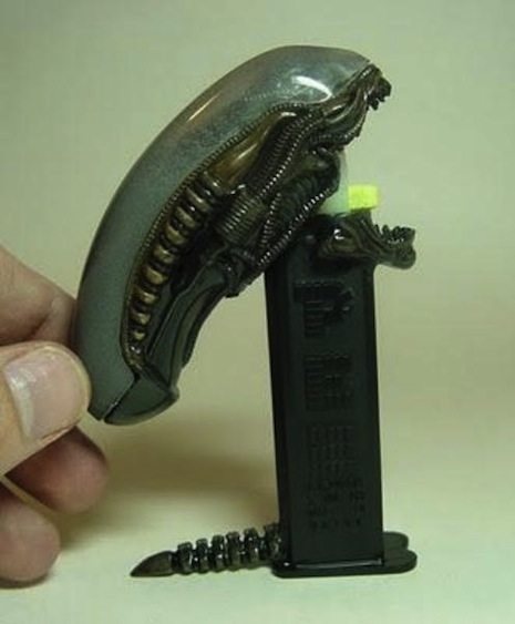 ‘Alien’ Pez dispenser is the world’s most badass Pez dispenser