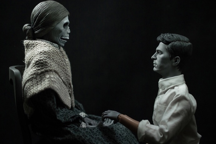 Terrifyingly Lifelike Sculptures Of Norman Bates And His Mother From Psycho Dangerous Minds