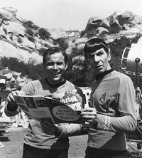 Fine literature on the set of Star Trek (‘What us worry?’)