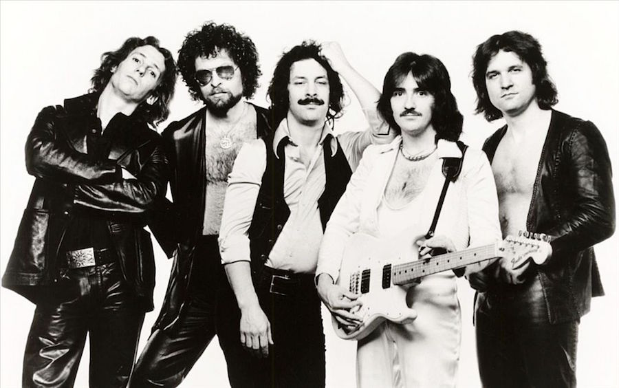 Kick out the jams: Blue Öyster Cult covers the MC5, Doors, Yardbirds ...