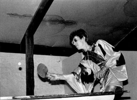 ‘Ziggy played ping-pong’: David Bowie, master ping-pong player (1973)