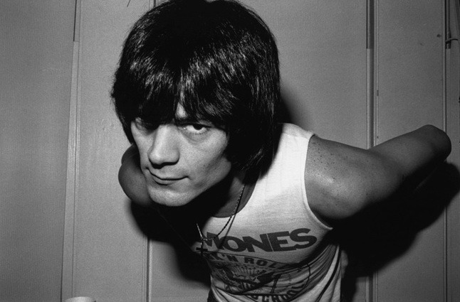 Punk ain’t cheap: One of Dee Dee Ramone’s bass guitars sells for $37,995