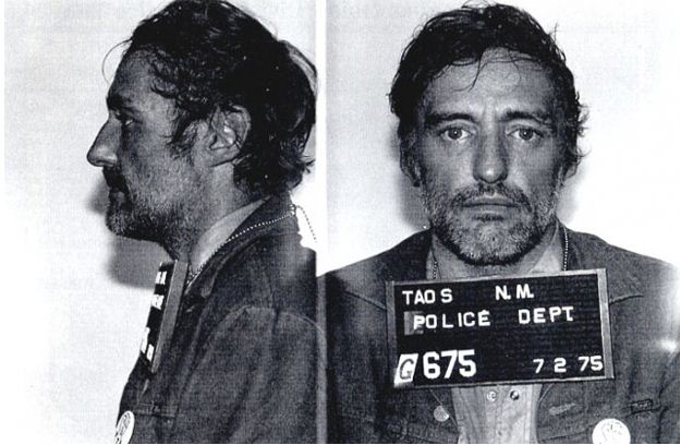 Dennis Hopper, drunk and stoned with six sticks of dynamite—what could possibly go wrong?