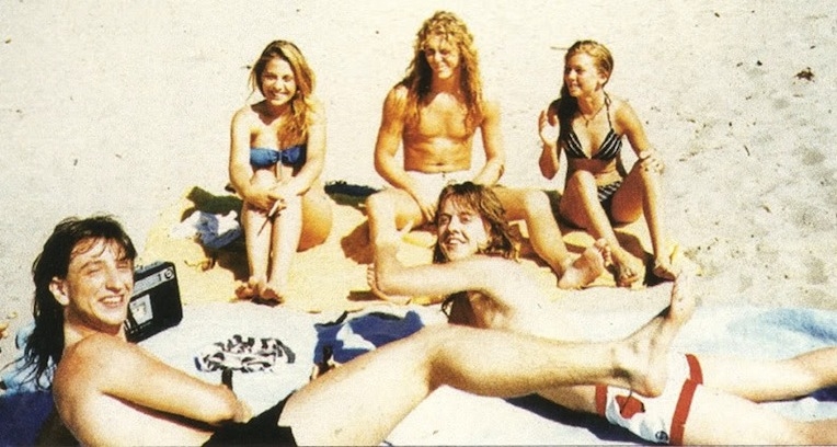 ‘Enter sand, man’: Young James Hetfield and Lars Ulrich of Metallica frolicking at the beach