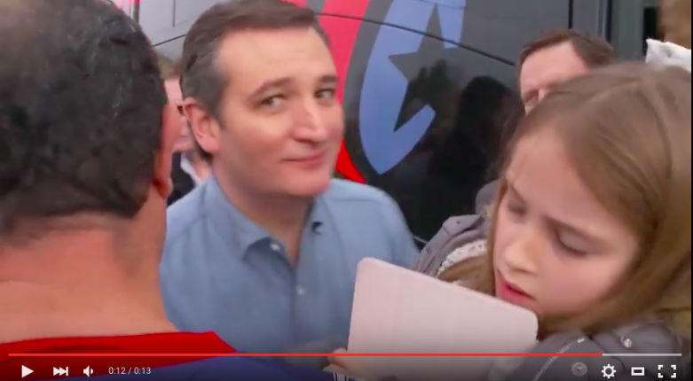 Cringe as Ted Cruz tries to hug his own creeped-out daughter