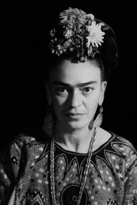 Frida Kahlo: Her final years, in black & white and color | Dangerous Minds