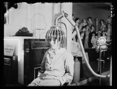 Blow-out: Bizarre sci-fi looking vintage hair dryers from the early 1900s |  Dangerous Minds