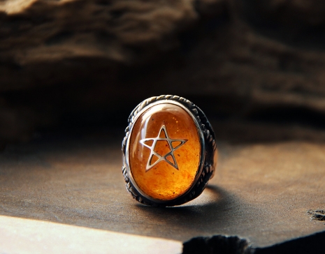 The story behind the iconic occult 'Angel Heart' Ring | Dangerous 