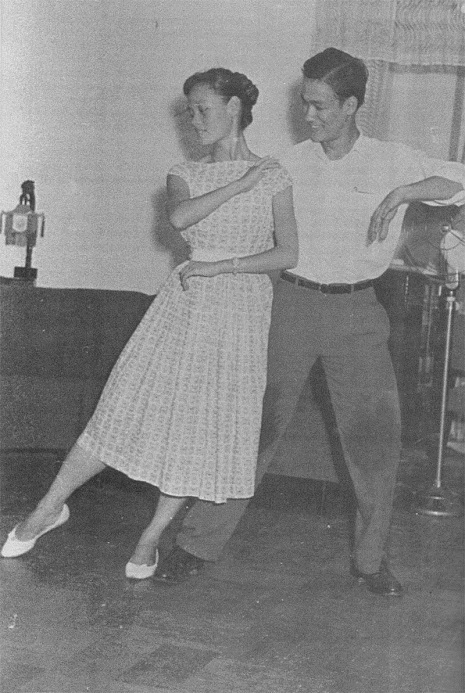 trug Colonial Imponerende Presenting the 1958 Hong Kong Cha-Cha Champion: Bruce Lee | Dangerous Minds
