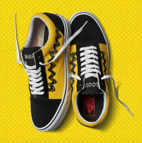fritid forbruger Abundantly Charlie Brown's shirt now available as a Vans shoe | Dangerous Minds