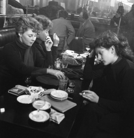 Edith Perret et Eddie de Ré à,  Saint Germain des Prés, 1950