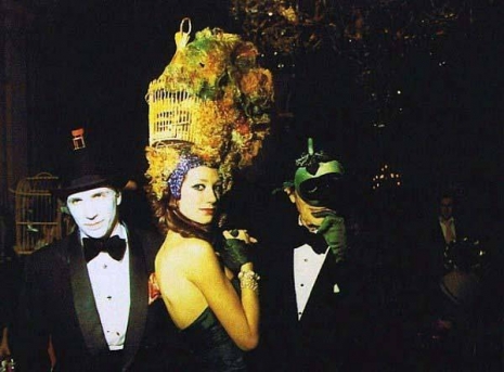 Glimpses of the extravagant Surrealist Ball of 1972  Surrealist09_465_343_int