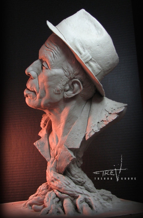 Tom Waits sculpture side view