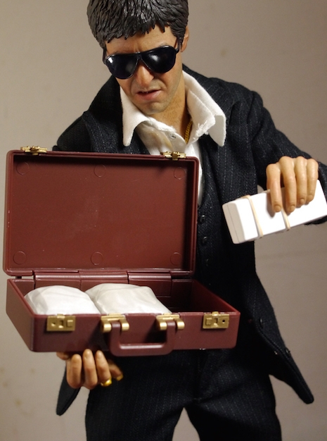 Tony Montana War figure with suitcase of cocaine and heroin
