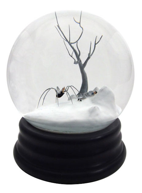 Traveler snow globe #254