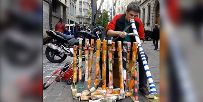 Man drumming on plastic pipes wows crowd with Depeche Mode’s ‘Just Can’t Get Enough’ and ‘Popcorn’