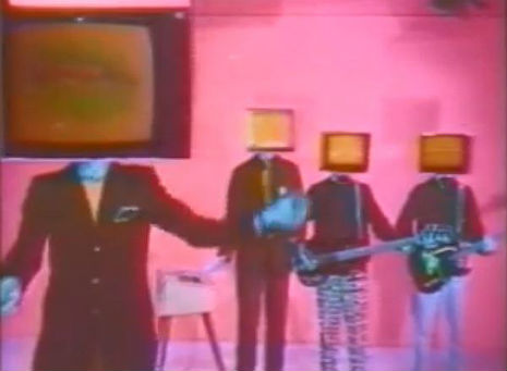 The Stupid Set—Italy’s answer to DEVO—deconstructs The Doors’ ‘Hello, I Love You,’ 1980