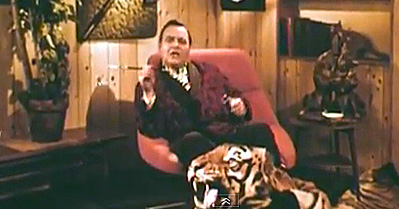 ‘From Rugs to Riches’: Jonathan Winters in a wonderfully goofy carpet sales training film